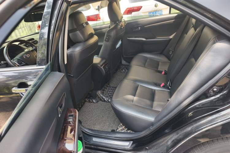 Used Toyota Camry 2016 2.0G 10th Anniversary Leading Edition Left Rear Seat