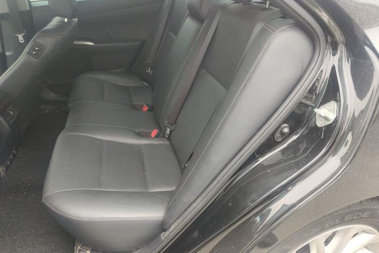 Used Toyota Camry 2016 2.0G 10th Anniversary Leading Edition Left Rear Seat