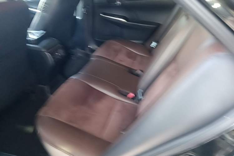 Used Toyota Camry 2016 2.5G 10th Anniversary Deluxe Navigation Edition Left Rear Seat