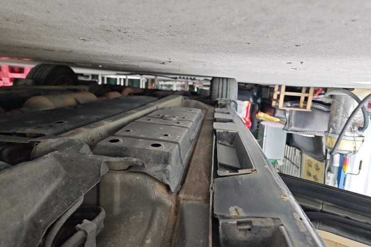 Used Toyota Camry 2016 2.0G 10th Anniversary Leading Edition Left Side Sill