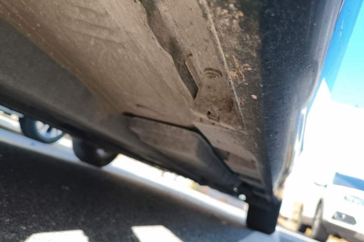 Used Toyota Camry 2016 2.0G 10th Anniversary Leading Edition Left Side Sill