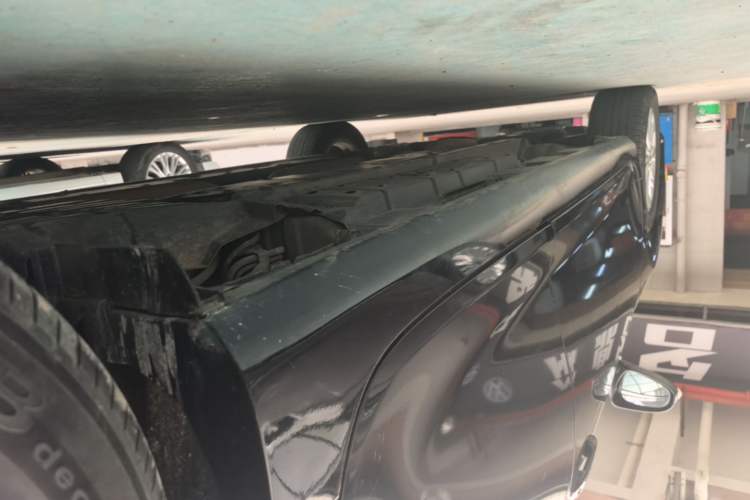 Used Toyota Camry 2016 2.0G 10th Anniversary Leading Edition Left Side Sill