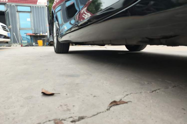 Used Toyota Camry 2016 2.0E 10th Anniversary Elite Edition Left Side Sill