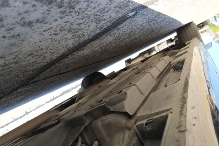 Used Toyota Camry 2016 2.0E 10th Anniversary Elite Edition Left Side Sill