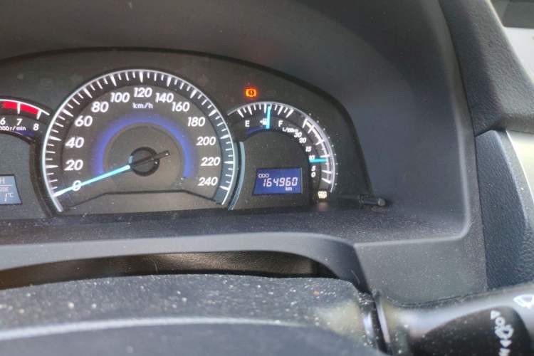 Used Toyota Camry 2016 2.5G 10th Anniversary Deluxe Navigation Edition Odometer Close Up