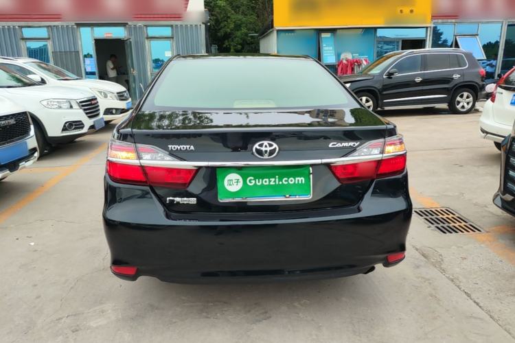 Used Toyota Camry 2016 2.0E 10th Anniversary Elite Edition Rear