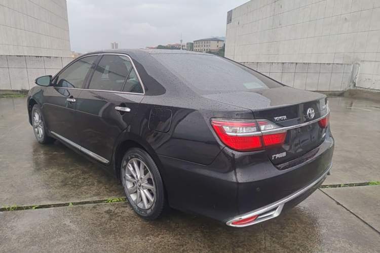 Used Toyota Camry 2016 2.0G 10th Anniversary Luxury Edition Rear Left 45 Deg