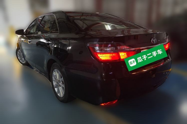 Used Toyota Camry 2016 Dual-Engine 2.5 HG 10th Anniversary Deluxe Navigation Edition Rear Left 45 Deg