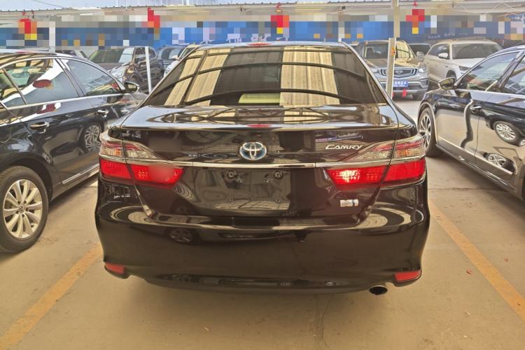 Used Toyota Camry 2016 Dual-Engine 2.5 HG 10th Anniversary Deluxe Navigation Edition Rear