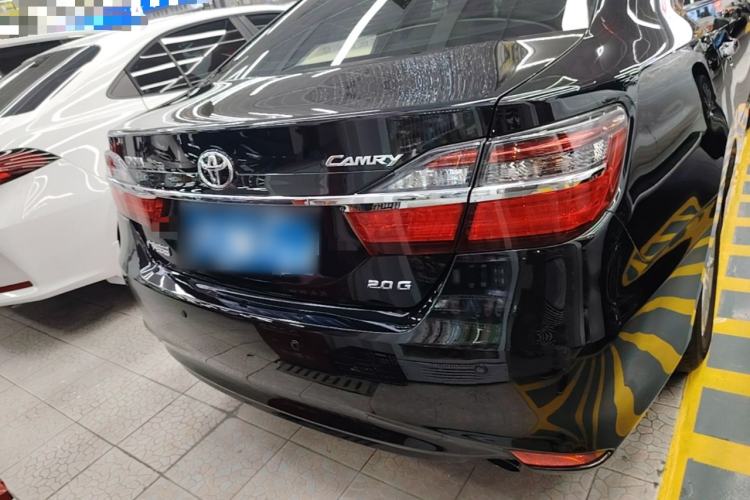 Used Toyota Camry 2016 2.0G 10th Anniversary Leading Edition Rear