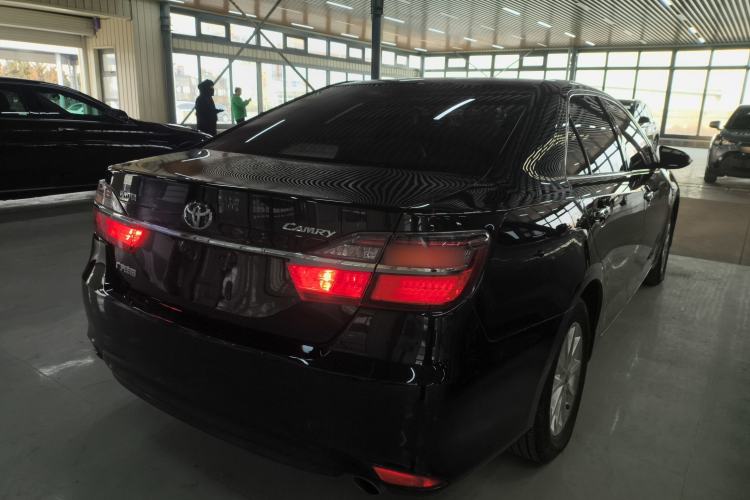 Used Toyota Camry 2016 2.0E 10th Anniversary Elite Edition Rear Right 45 Deg