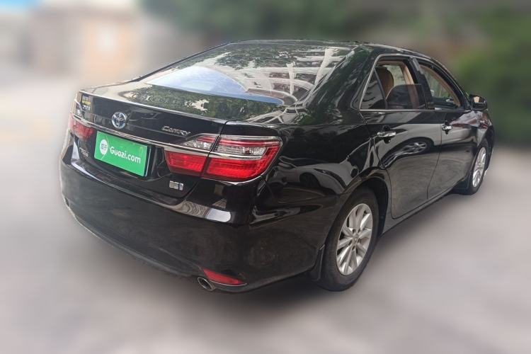 Used Toyota Camry 2016 Dual-Engine 2.5 HG 10th Anniversary Deluxe Navigation Edition Rear Right 45 Deg
