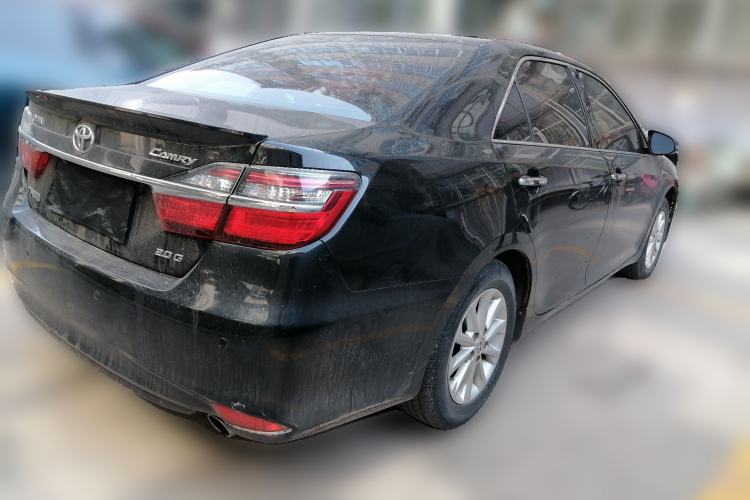 Used Toyota Camry 2016 2.0G 10th Anniversary Leading Edition Rear Right 45 Deg