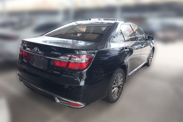 Used Toyota Camry 2016 2.5G 10th Anniversary Deluxe Navigation Edition Rear Right 45 Deg