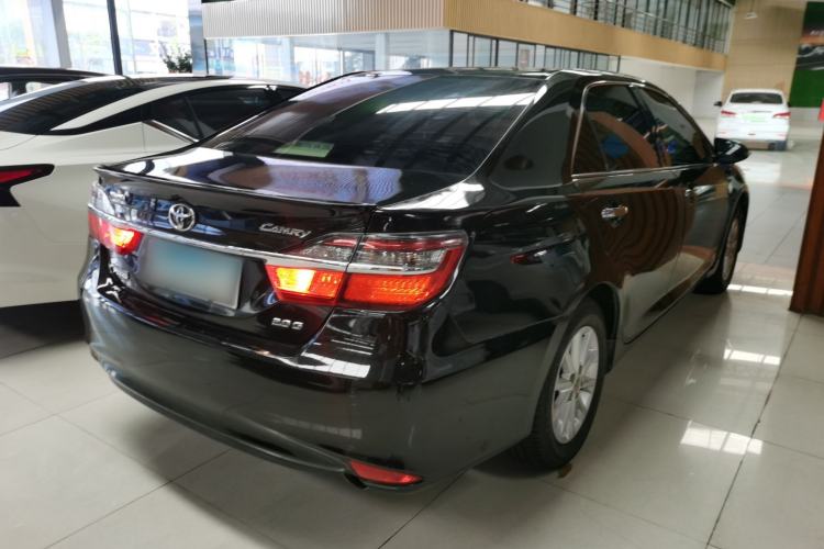 Used Toyota Camry 2016 2.0G 10th Anniversary Leading Edition Rear Right 45 Deg