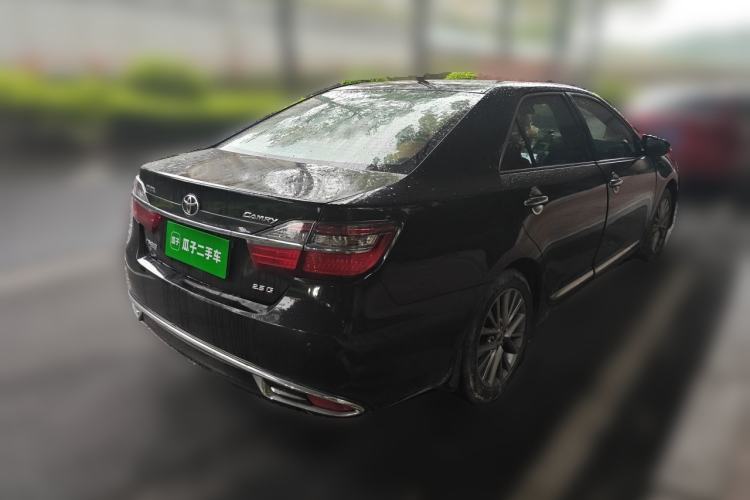 Used Toyota Camry 2016 2.5G 10th Anniversary Deluxe Navigation Edition Rear Right 45 Deg