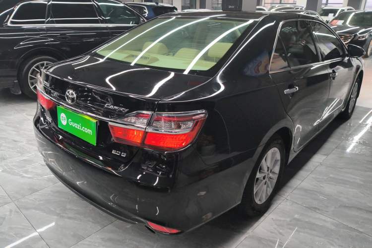 Used Toyota Camry 2016 2.0G 10th Anniversary Leading Edition Rear Right 45 Deg