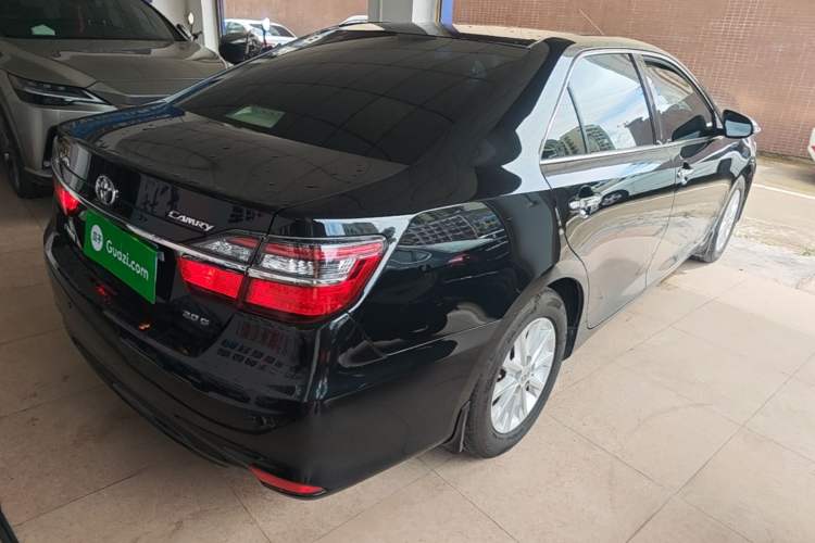 Used Toyota Camry 2016 2.0G 10th Anniversary Leading Edition Rear Right 45 Deg