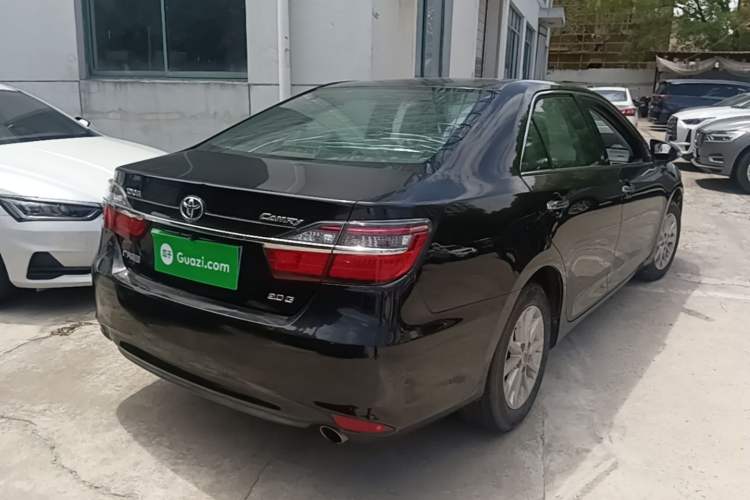 Used Toyota Camry 2016 2.0G 10th Anniversary Leading Edition Rear Right 45 Deg