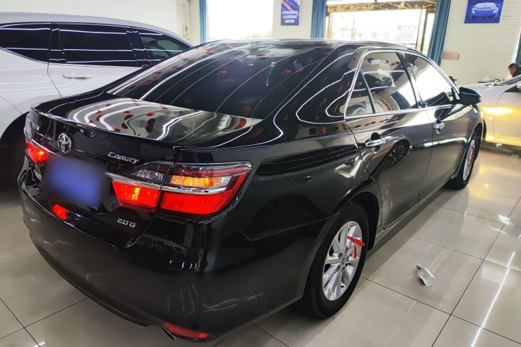 Used Toyota Camry 2016 2.0G 10th Anniversary Leading Edition Rear Right 45 Deg