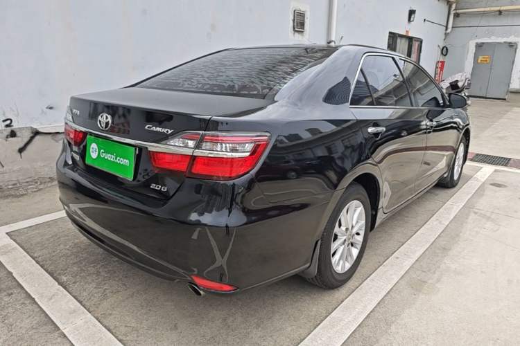 Used Toyota Camry 2016 2.0G 10th Anniversary Leading Edition Rear Right 45 Deg