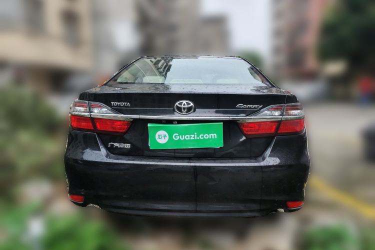 Used Toyota Camry 2016 2.0E 10th Anniversary Elite Edition Rear