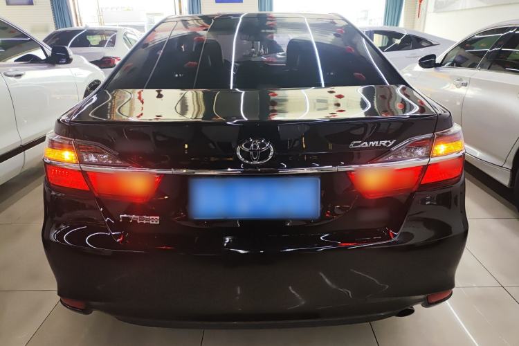 Used Toyota Camry 2016 2.0G 10th Anniversary Leading Edition Rear