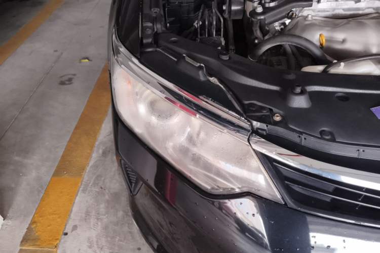 Used Toyota Camry 2016 2.0G 10th Anniversary Leading Edition Right Front Headlight