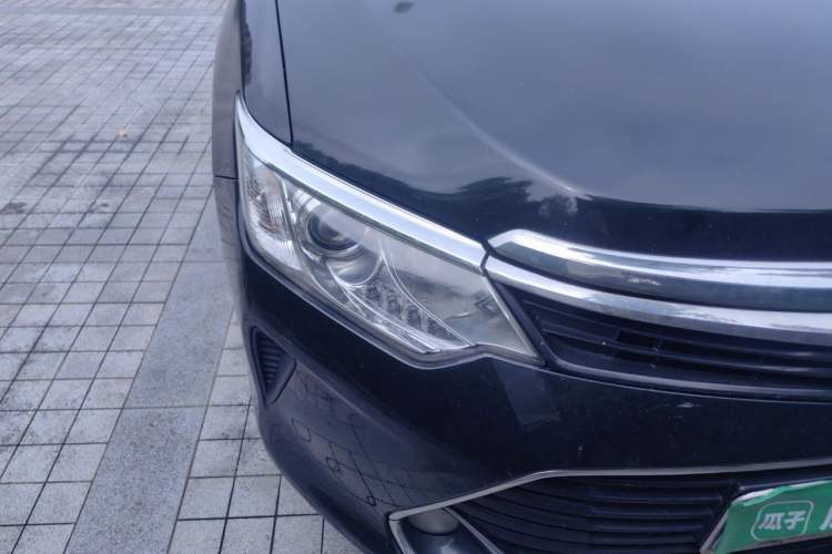 Used Toyota Camry 2016 2.0G 10th Anniversary Leading Edition Right Front Headlight