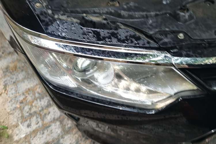 Used Toyota Camry 2016 2.0G 10th Anniversary Leading Edition Right Front Headlight