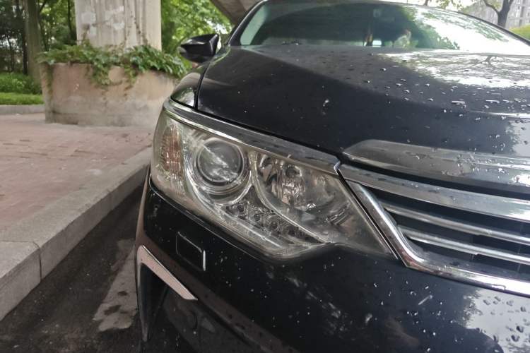 Used Toyota Camry 2016 2.5G 10th Anniversary Deluxe Navigation Edition Right Front Headlight