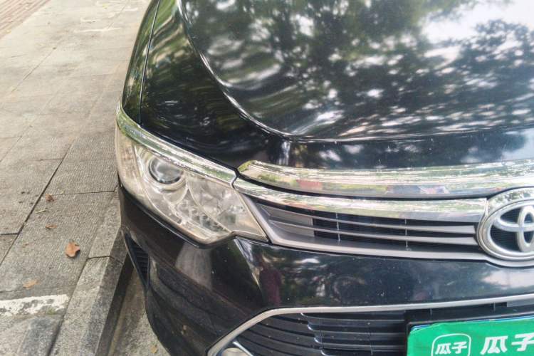 Used Toyota Camry 2016 2.0E 10th Anniversary Elite Edition Right Front Headlight