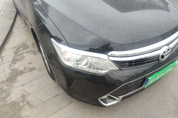Used Toyota Camry 2016 2.0G 10th Anniversary Leading Edition Right Front Headlight