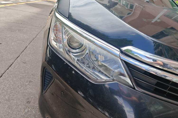 Used Toyota Camry 2016 2.0G 10th Anniversary Luxury Edition Right Front Headlight