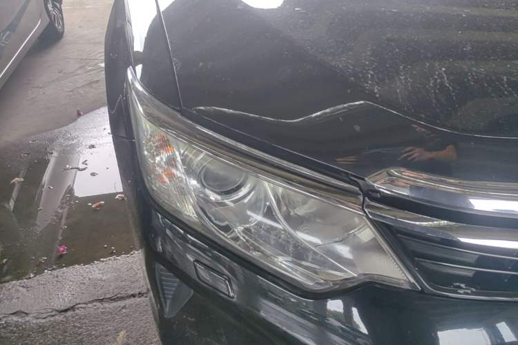 Used Toyota Camry 2016 Dual-Engine 2.5 HG 10th Anniversary Deluxe Navigation Edition Right Front Headlight
