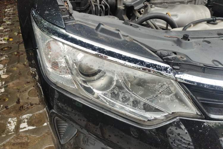 Used Toyota Camry 2016 2.0E 10th Anniversary Elite Edition Right Front Headlight