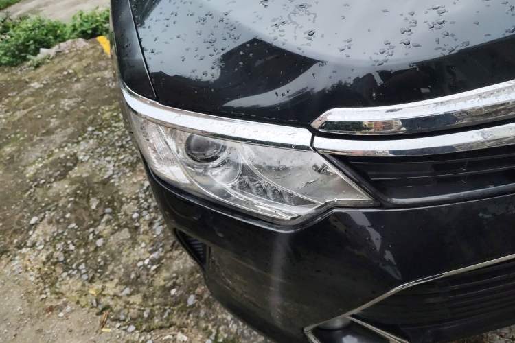 Used Toyota Camry 2016 2.0E 10th Anniversary Elite Edition Right Front Headlight