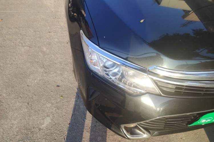 Used Toyota Camry 2016 2.0E 10th Anniversary Elite Edition Right Front Headlight
