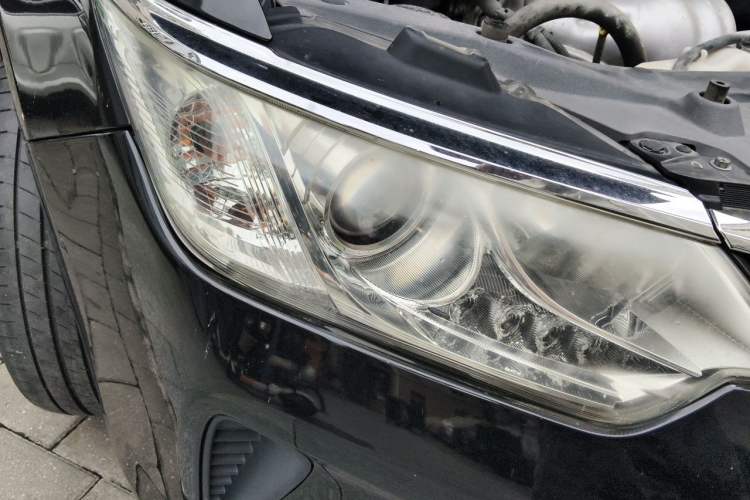 Used Toyota Camry 2016 2.0G 10th Anniversary Leading Edition Right Front Headlight