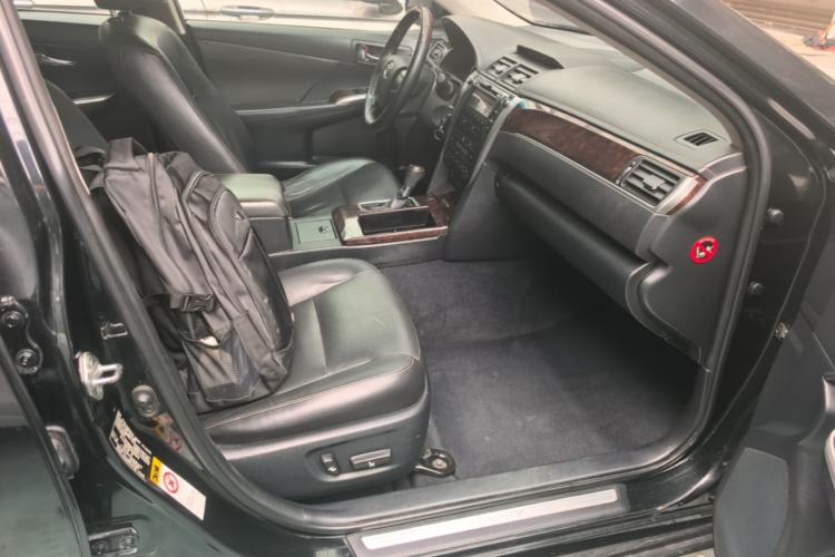 Used Toyota Camry 2016 2.0G 10th Anniversary Leading Edition Right Front Seat