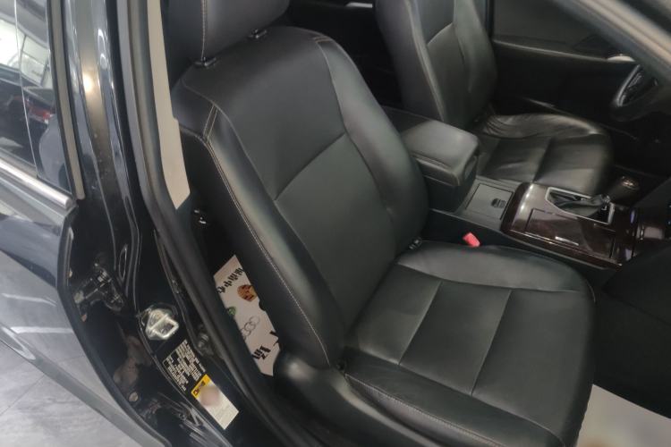 Used Toyota Camry 2016 2.0G 10th Anniversary Leading Edition Right Front Seat