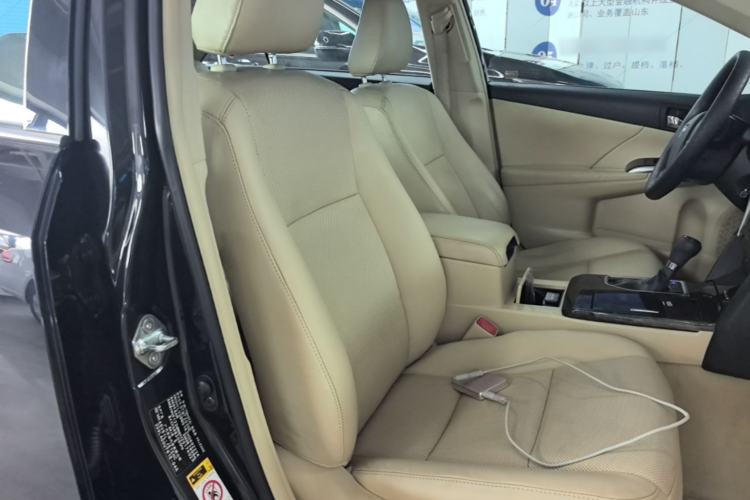 Used Toyota Camry 2016 2.0G 10th Anniversary Leading Edition Right Front Seat