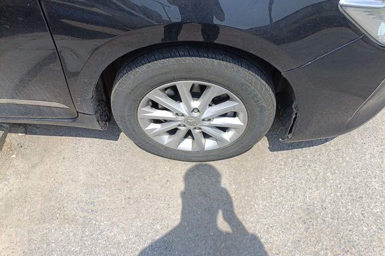 Used Toyota Camry 2016 2.0G 10th Anniversary Leading Edition Right Front Wheel Hub