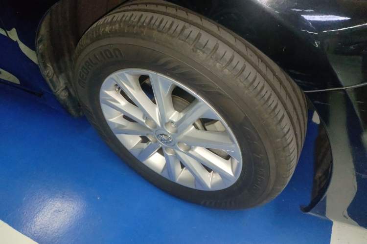 Used Toyota Camry 2016 2.0G 10th Anniversary Leading Edition Right Front Wheel Hub