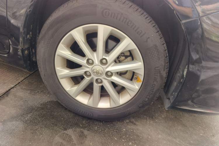 Used Toyota Camry 2016 2.0G 10th Anniversary Leading Edition Right Front Wheel Hub