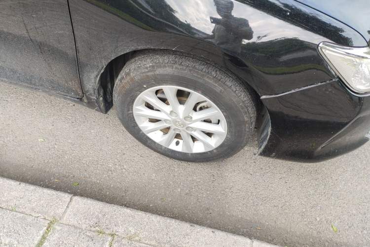Used Toyota Camry 2016 2.0G 10th Anniversary Leading Edition Right Front Wheel Hub