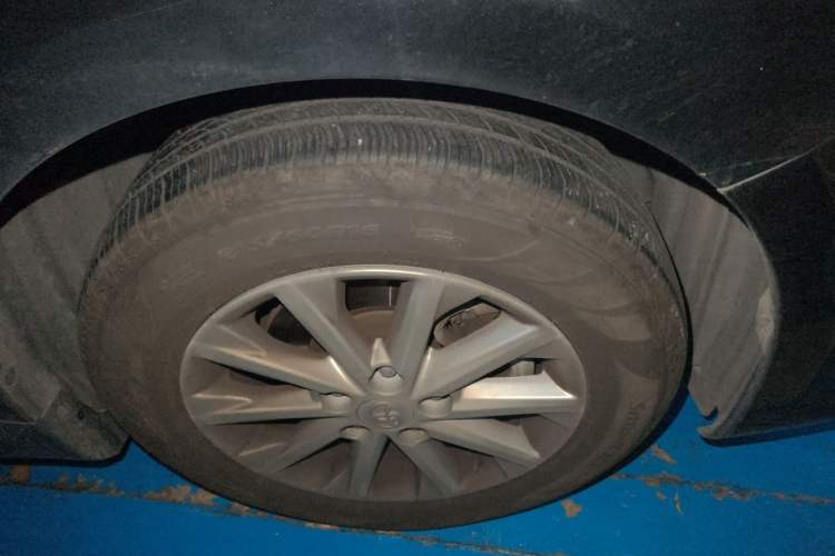 Used Toyota Camry 2016 2.0G 10th Anniversary Leading Edition Right Front Wheel Hub
