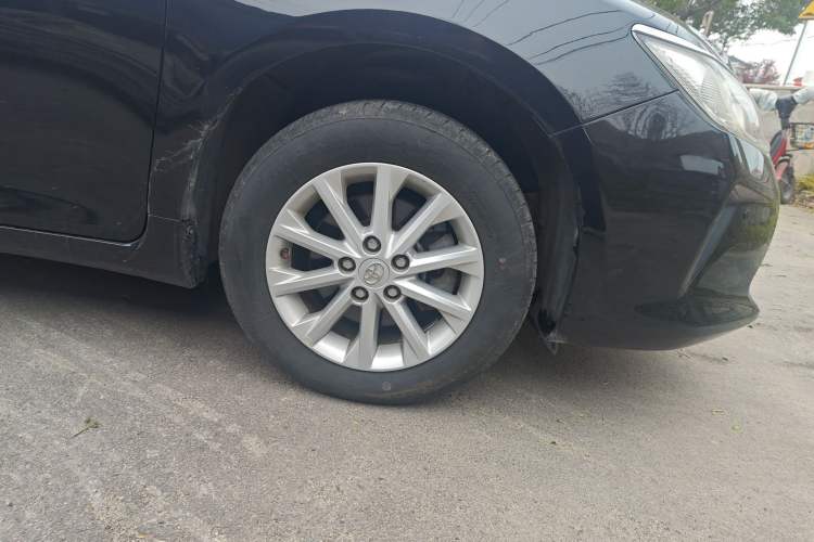 Used Toyota Camry 2016 2.0G 10th Anniversary Leading Edition Right Front Wheel Hub
