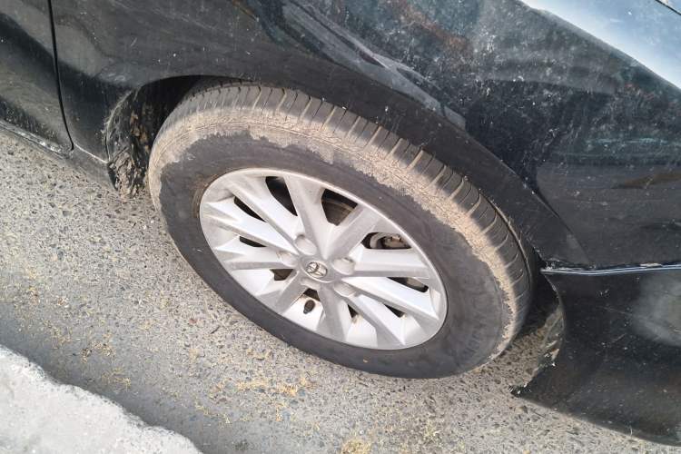 Used Toyota Camry 2016 2.0G 10th Anniversary Leading Edition Right Front Wheel Hub