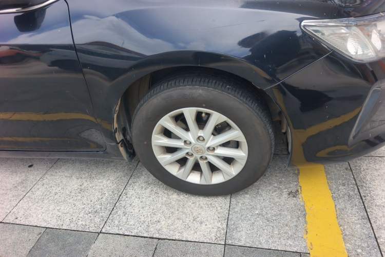 Used Toyota Camry 2016 2.0G 10th Anniversary Leading Edition Right Front Wheel Hub